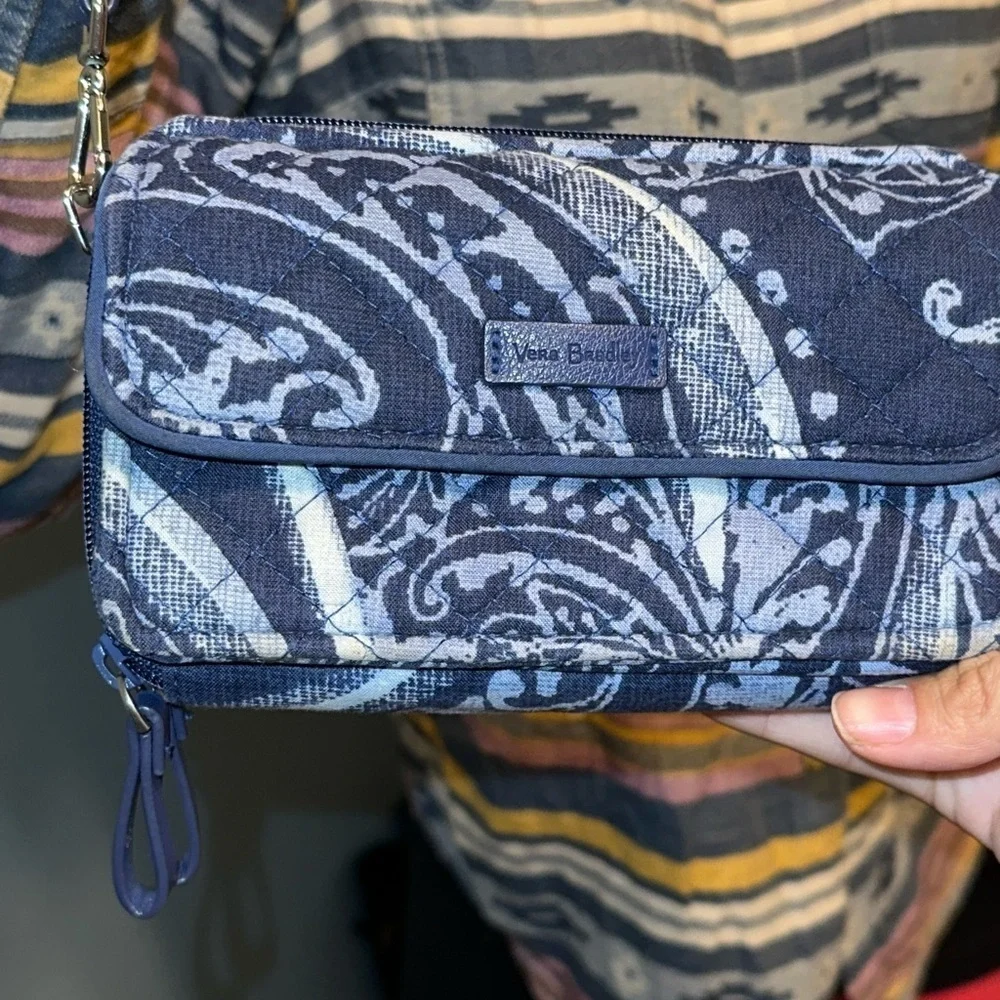 VERA BRADLEY Wallet